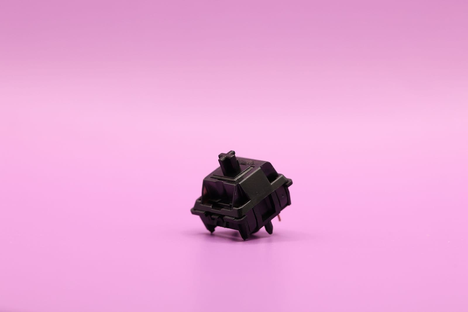 43 Studio OPBlack Pro V2 Linear